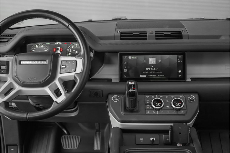 Vehicle Image 23