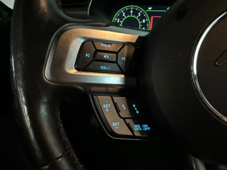 Vehicle Image 17