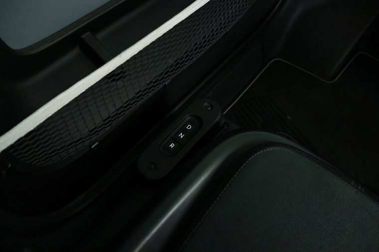 Vehicle Image 17