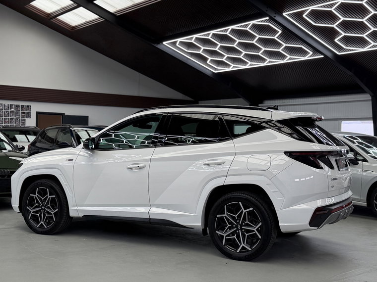 Vehicle Image 13
