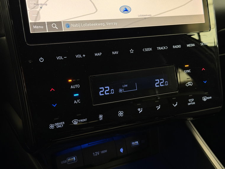 Vehicle Image 17