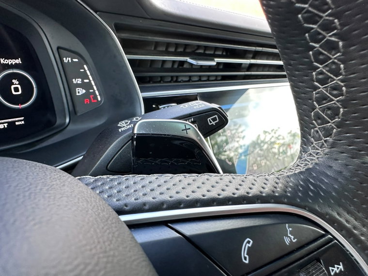 Vehicle Image 38