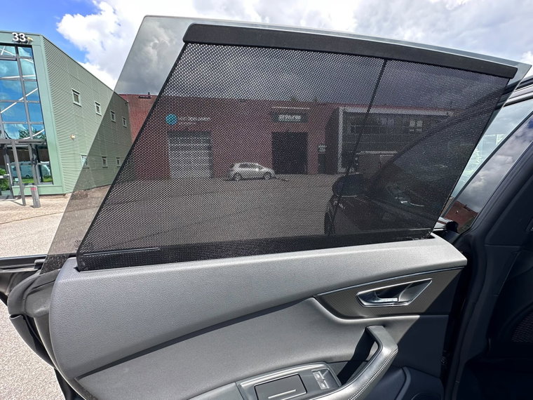 Vehicle Image 42