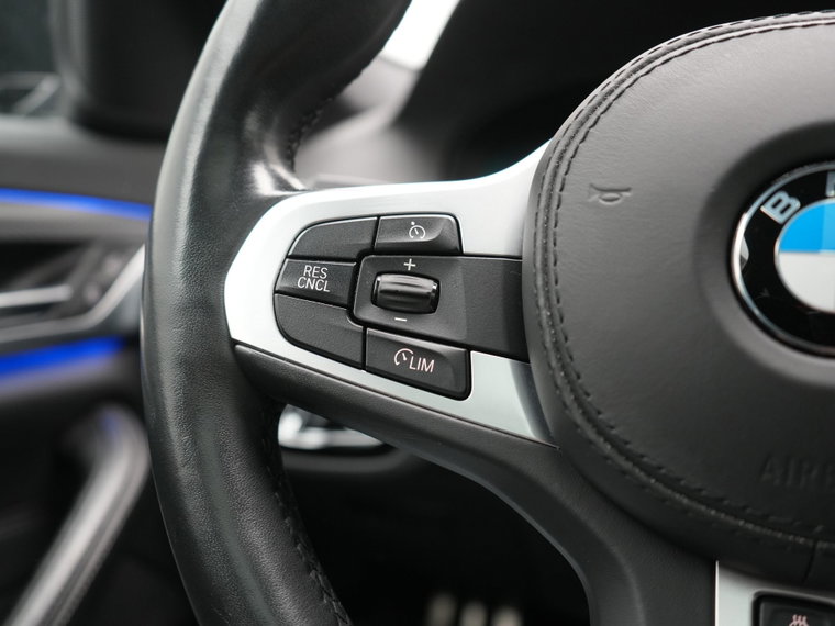 Vehicle Image 28
