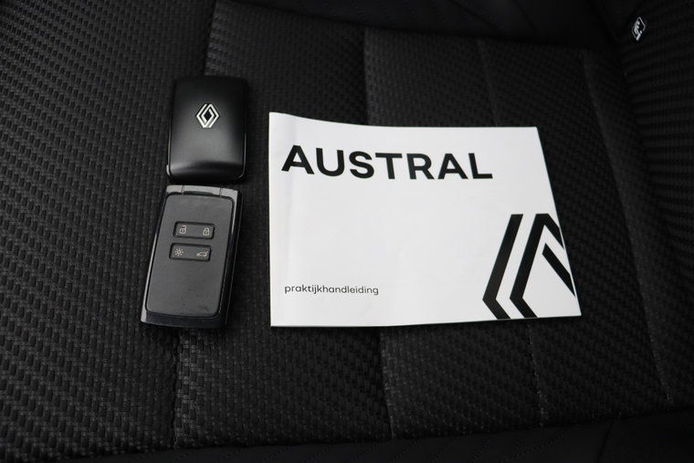 Vehicle Image 43