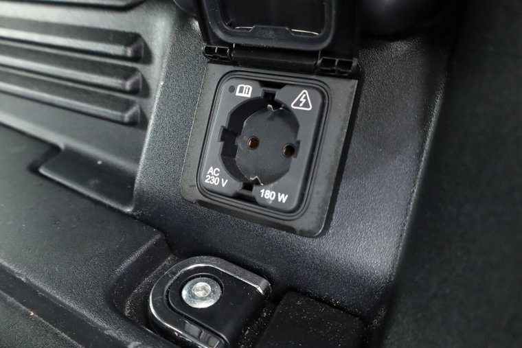 Vehicle Image 40