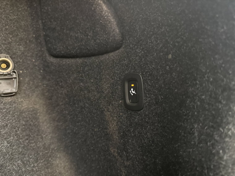 Vehicle Image 39