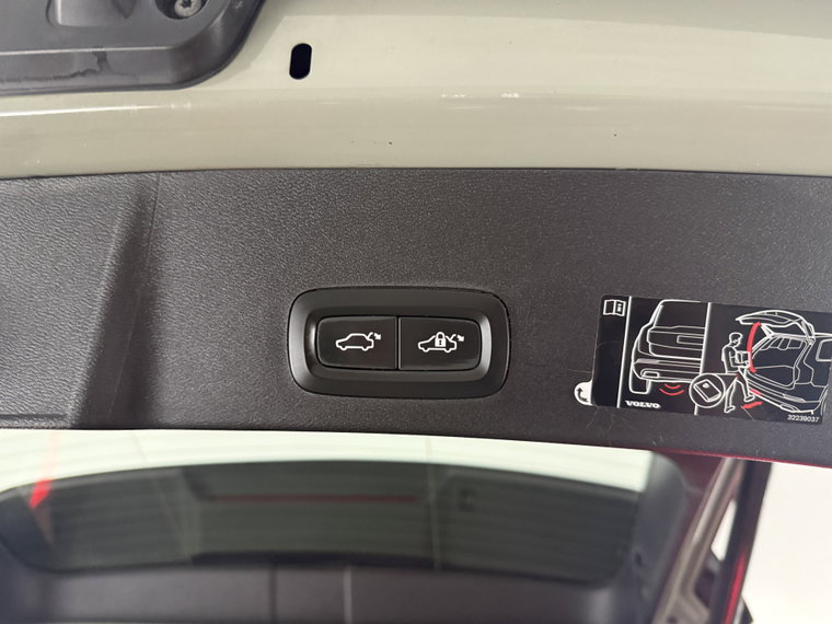 Vehicle Image 40