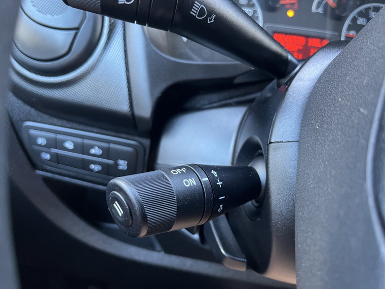 Vehicle Image 37