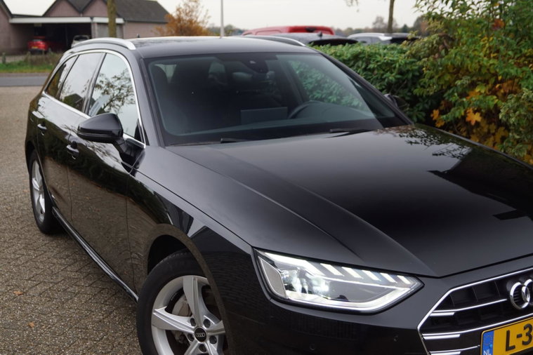 Vehicle Image 30