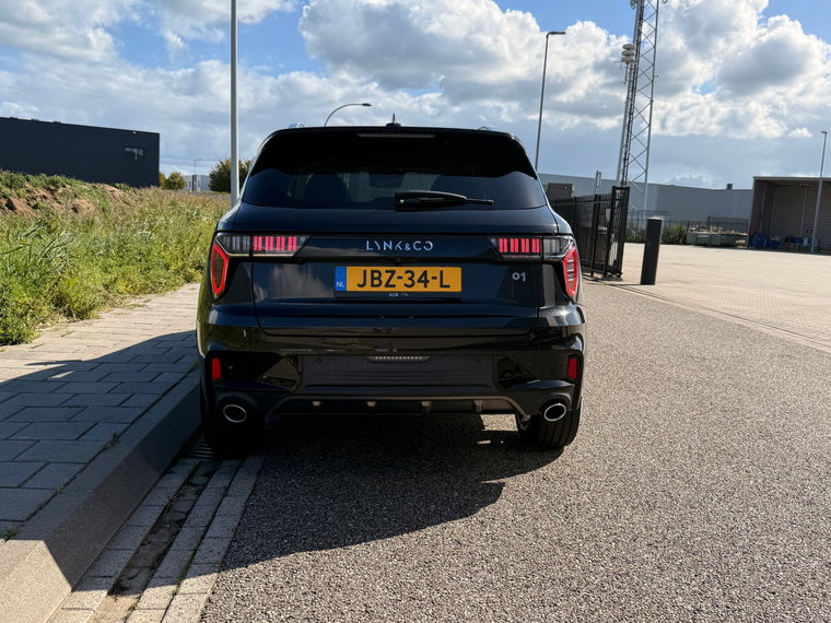 Vehicle Image 14