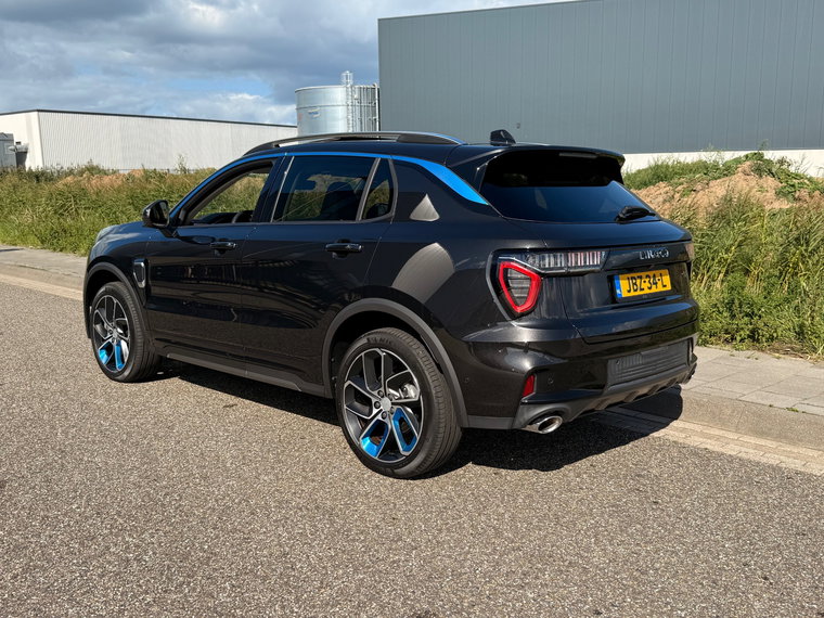 Vehicle Image 15