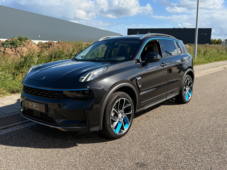 Vehicle Image 16