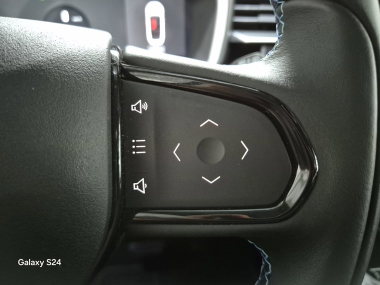 Vehicle Image 41