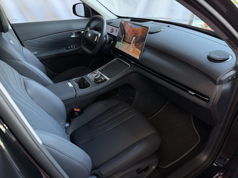 Vehicle Image 31