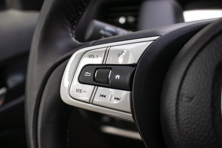 Vehicle Image 35