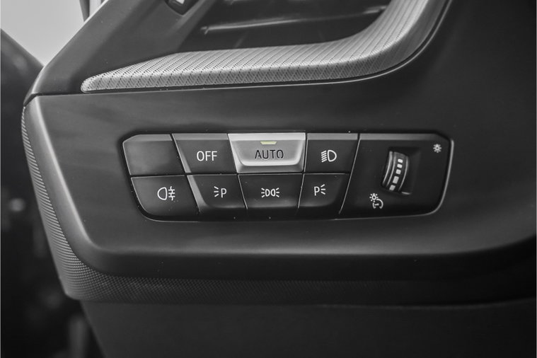 Vehicle Image 46