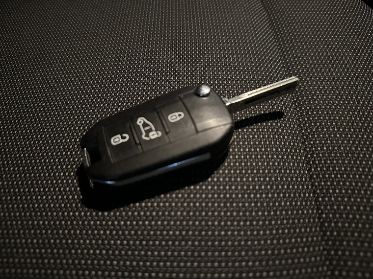 Vehicle Image 19