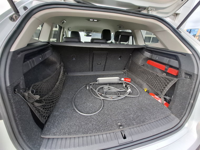 Vehicle Image 38