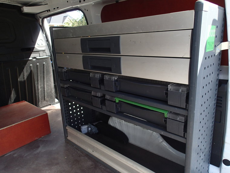 Vehicle Image 13