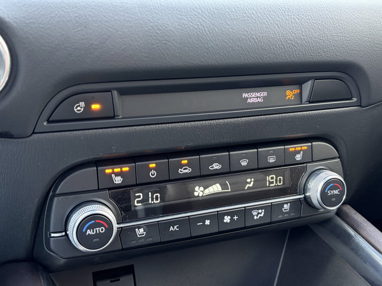 Vehicle Image 28