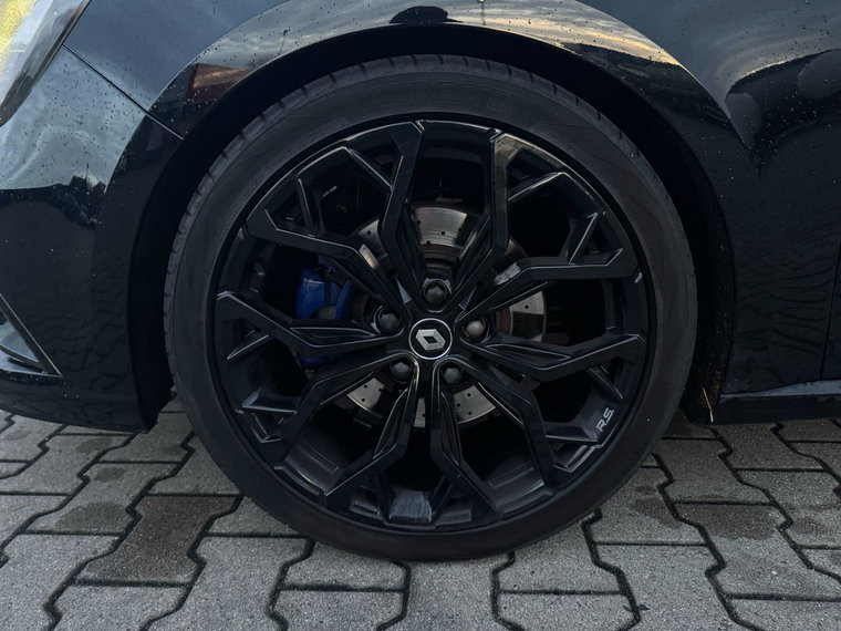 Vehicle Image 25