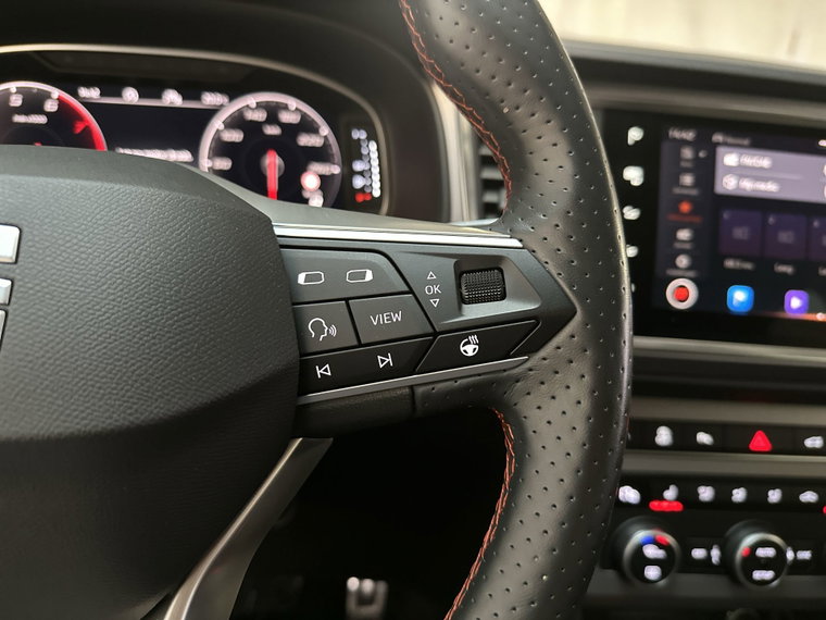 Vehicle Image 27