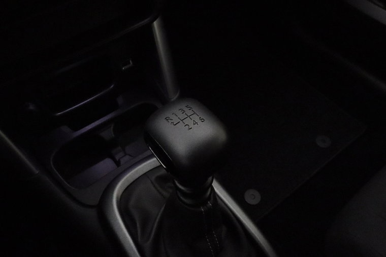 Vehicle Image 22