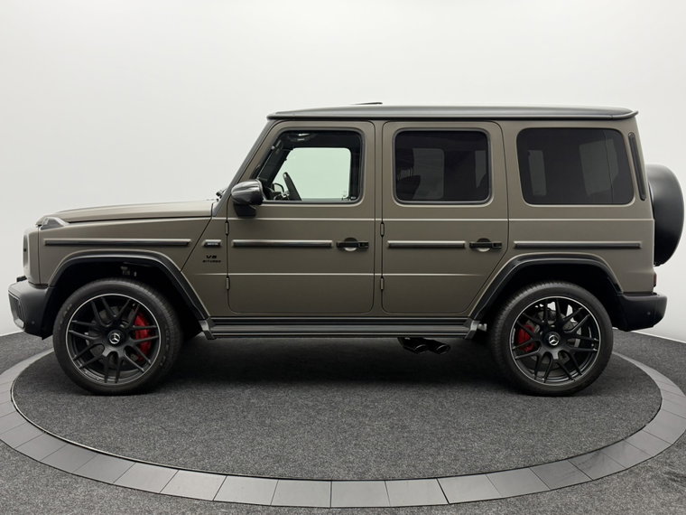Vehicle Image 25