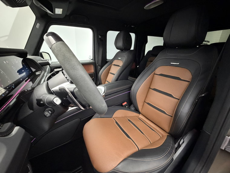 Vehicle Image 33