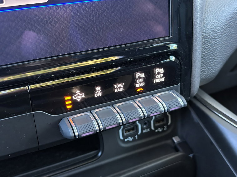 Vehicle Image 23