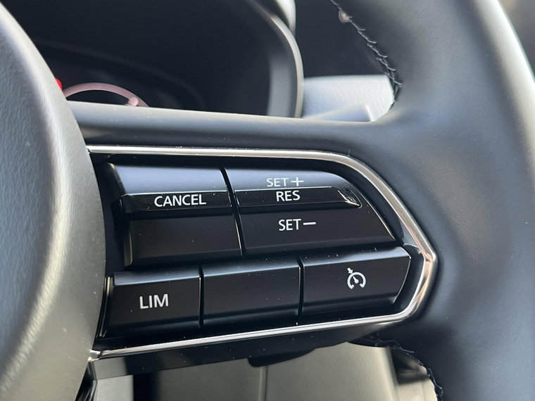 Vehicle Image 34