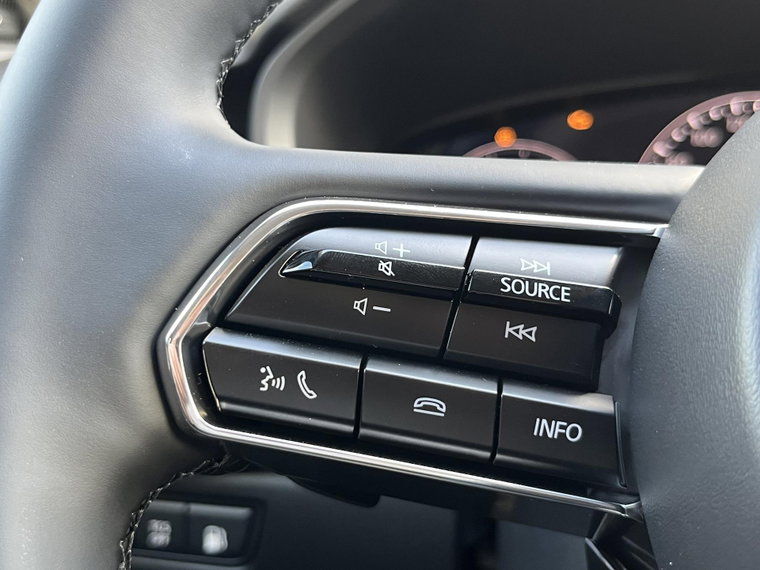 Vehicle Image 36