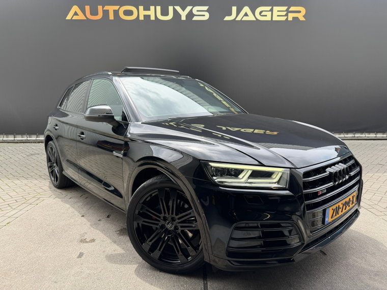 Vehicle Image 12