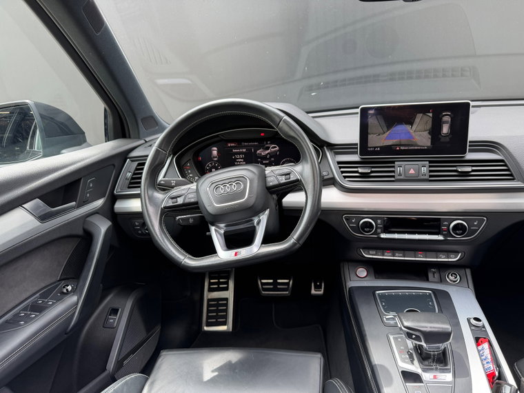 Vehicle Image 25