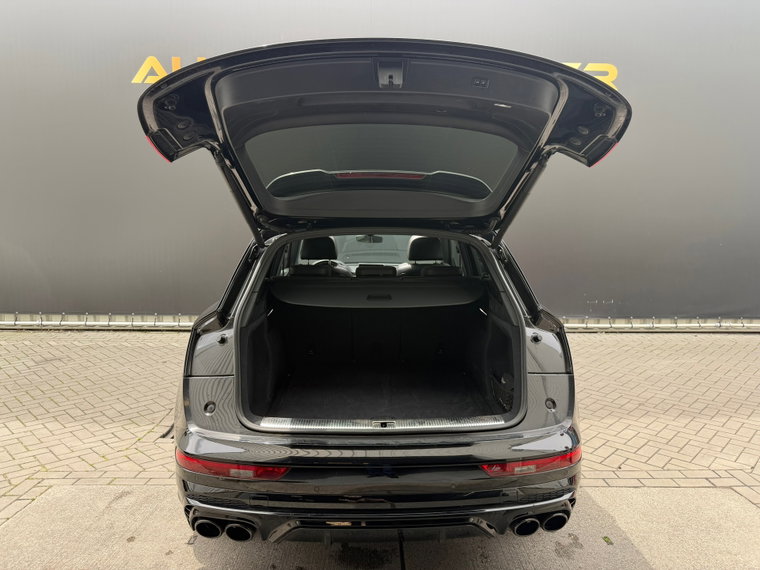 Vehicle Image 27