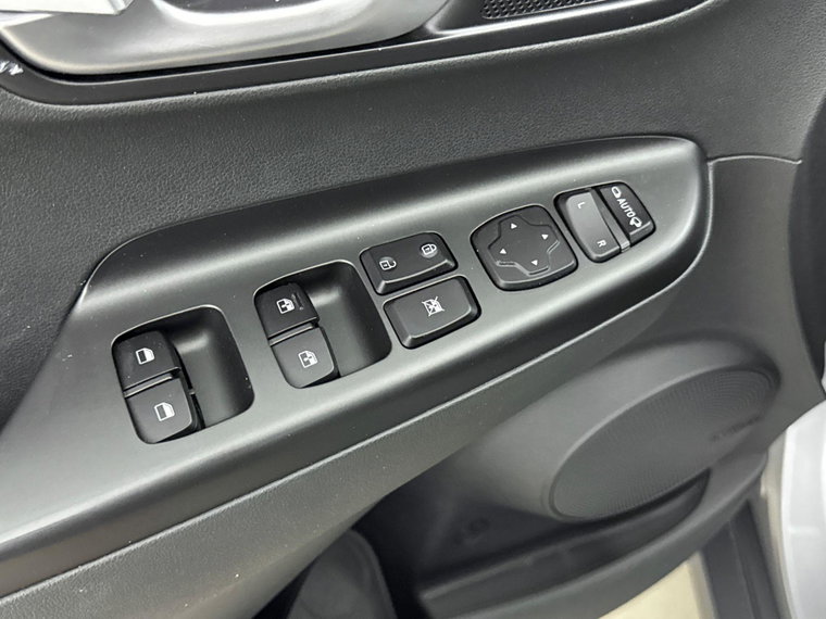 Vehicle Image 31