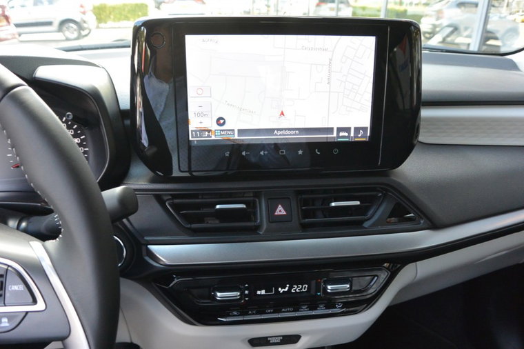 Vehicle Image 21
