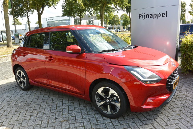 Vehicle Image 9