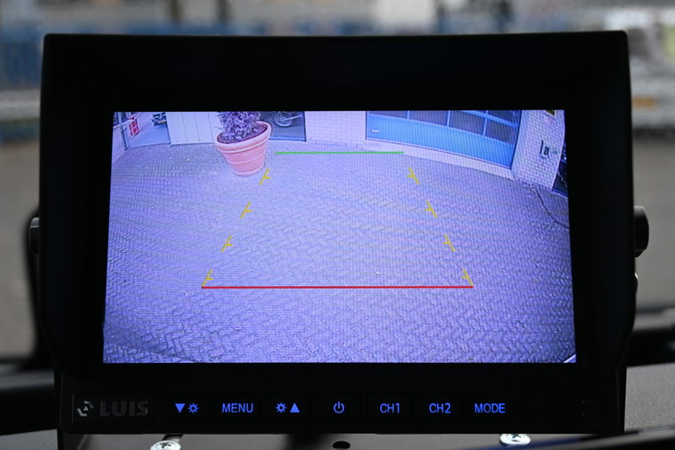 Vehicle Image 7