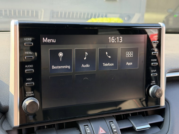 Vehicle Image 35