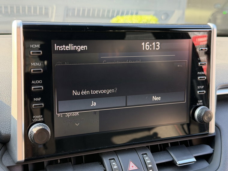 Vehicle Image 38