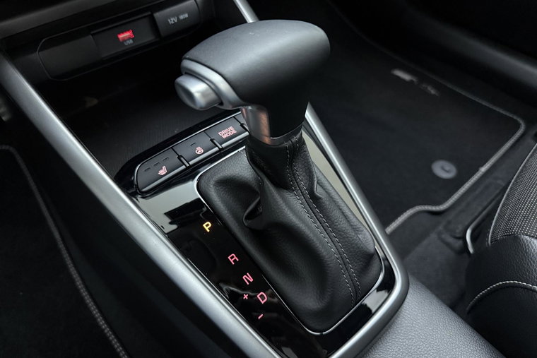 Vehicle Image 22