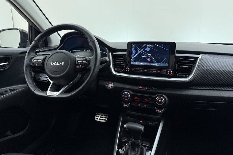 Vehicle Image 32