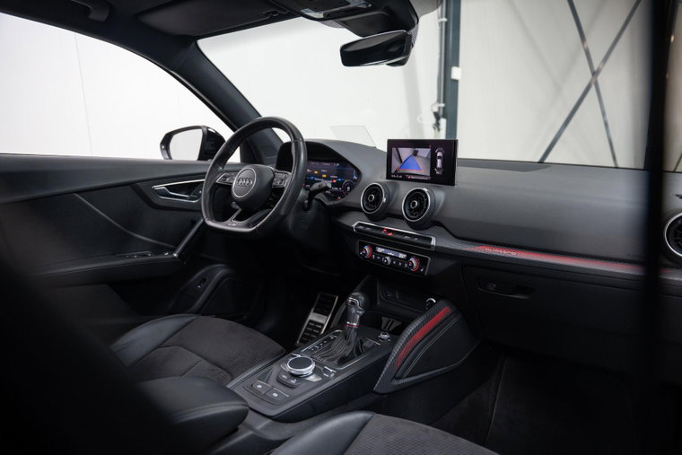 Vehicle Image 30