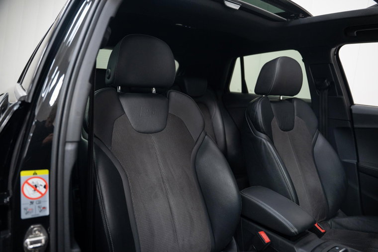 Vehicle Image 33