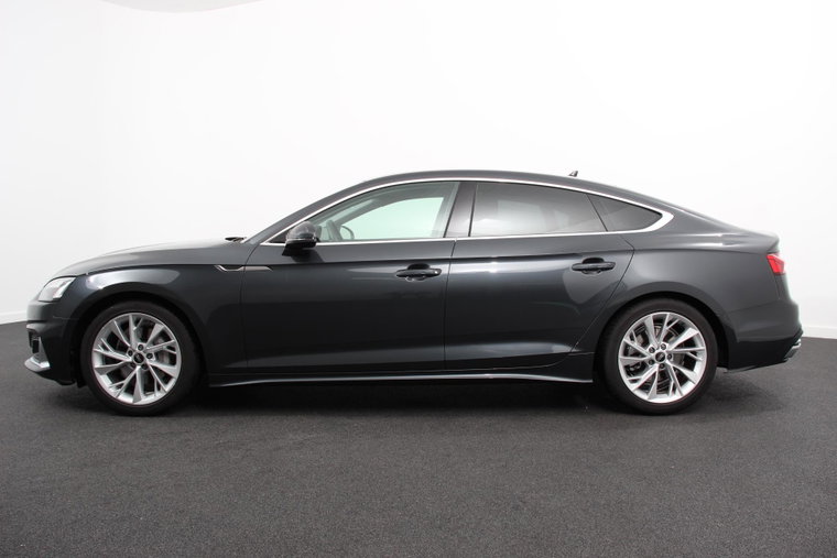 Vehicle Image 7