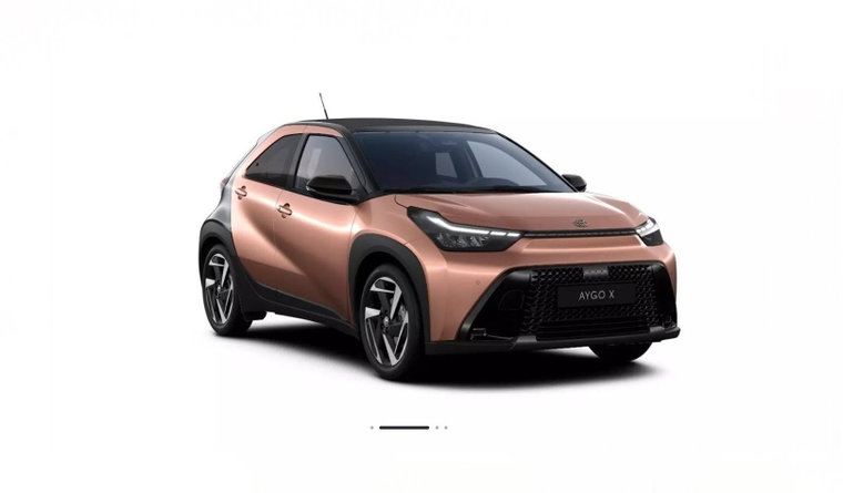 Vehicle Image 3