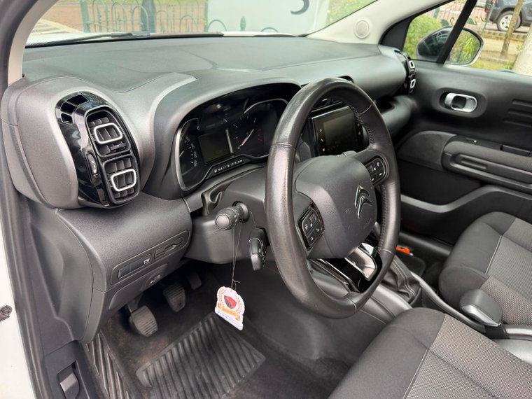 Vehicle Image 23