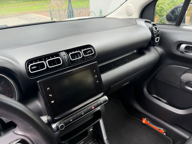 Vehicle Image 31